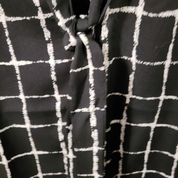 Dress top - Picture 3 of 9